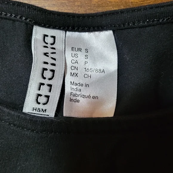 Divided Crop Top - Picture 2 of 2